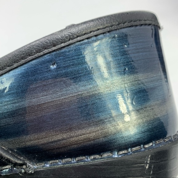 Dansko Women’s Blue Print Patent Leather Clogs - Picture 6 of 10